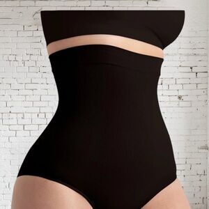 Shapermint Essentials All Day Every Day High-Waisted Shaper Panty (NWT)
